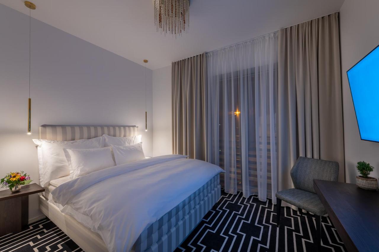 Hotel Zemplen ミハロフツェ エクステリア 写真