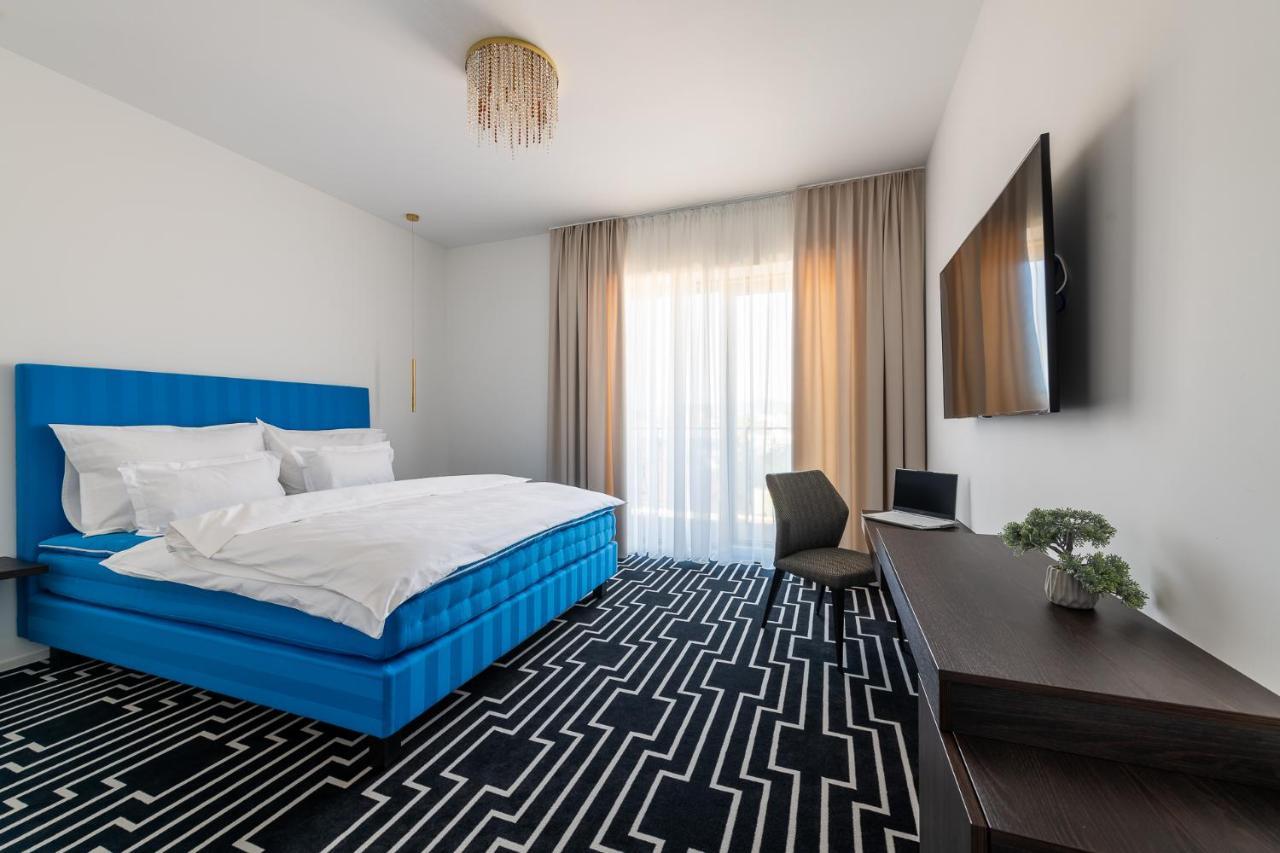 Hotel Zemplen ミハロフツェ エクステリア 写真